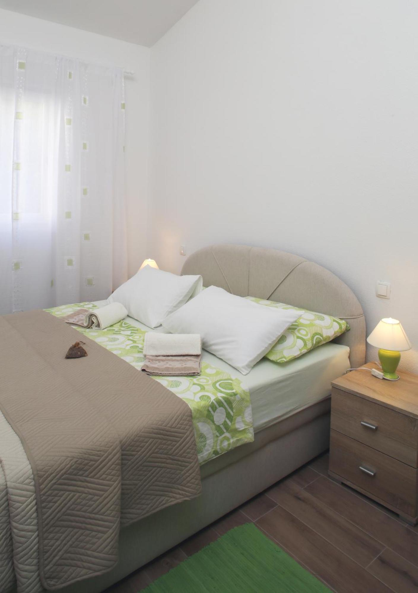 Apartman Zara Ražanj Exterior foto