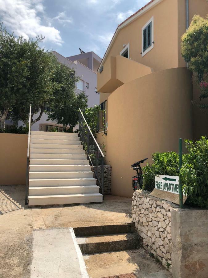 Apartman Zara Ražanj Exterior foto